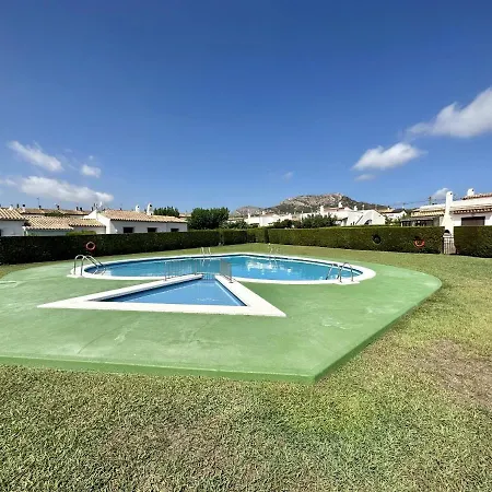Les Capelles 42 Otel